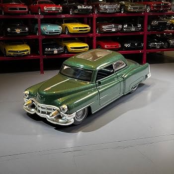 General motors 1953 Cadillac Series 62 Coupe Classic Die-Cast Toy Car
