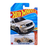 Hot Wheels 99 Ford F-150 SVT Lightning Hot Trucks for Ages 3 Years and Up 94/250 (Brown)
