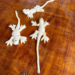 Scarey Lizard Toy for Kids and Adults Prank - 1 piece