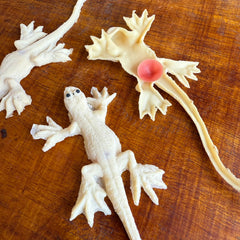 Scarey Lizard Toy for Kids and Adults Prank - 1 piece