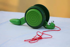 Wooden snail pull along - Small pack of 1