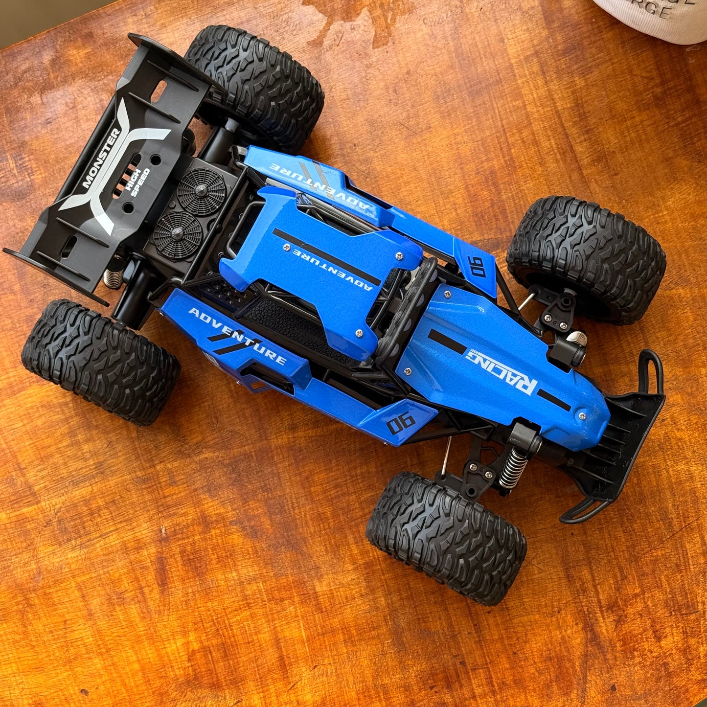 Big 1:12 Buggy Off Road Remote control metal body car with Rechargable Battery