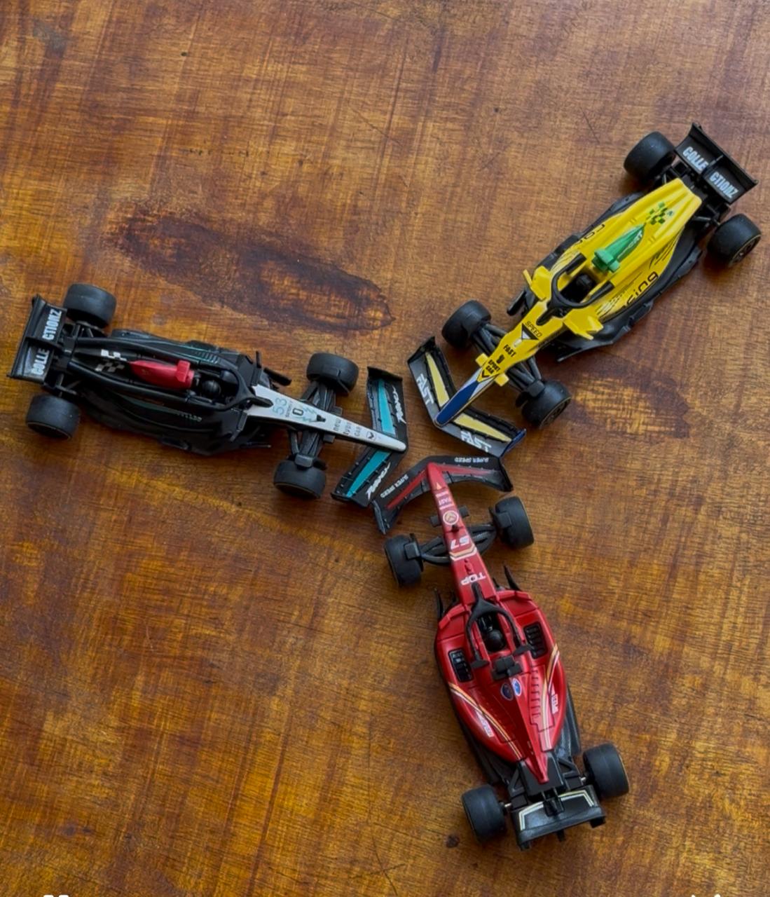 1:43 McLaren F1 Formula Racing Car Alloy Model Toy – Diecast Any 1