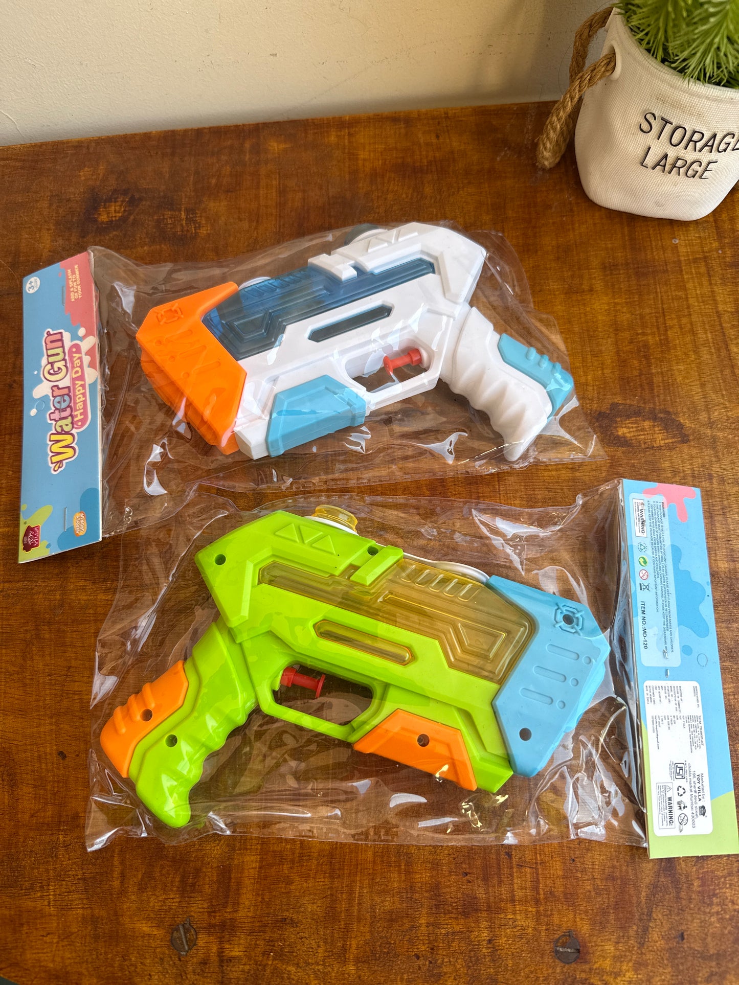 Jumbo 1200 cc Water Guns, Cool Powerful Water Pistol for Kids Adults, Water Blaster Pistols, Beach Pool Toys Outdoor Games Garden Beach Summer, Fun Party Swimming Pool Game for Children Boys Girls