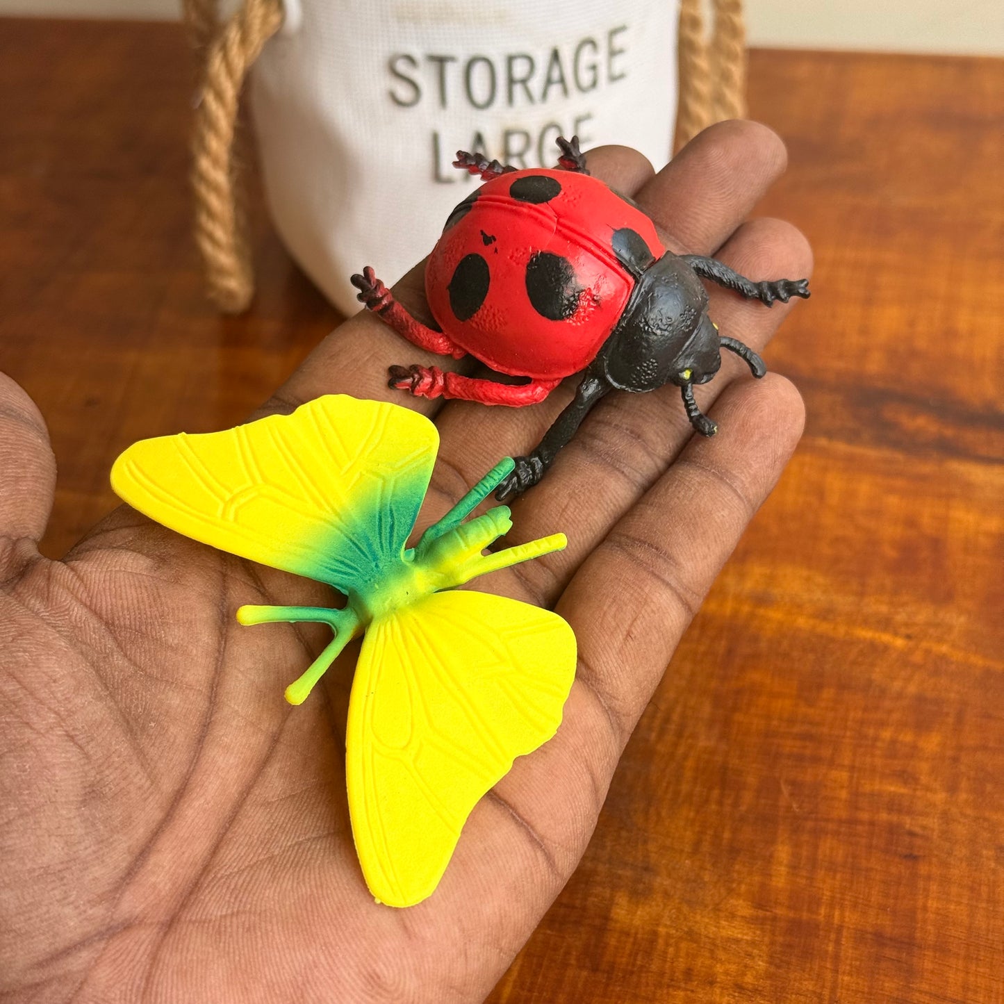 Reptile Bug Animal Insect Toys, Hand-Painted Plastic Figures, Multicolour -Any 6 Pcs