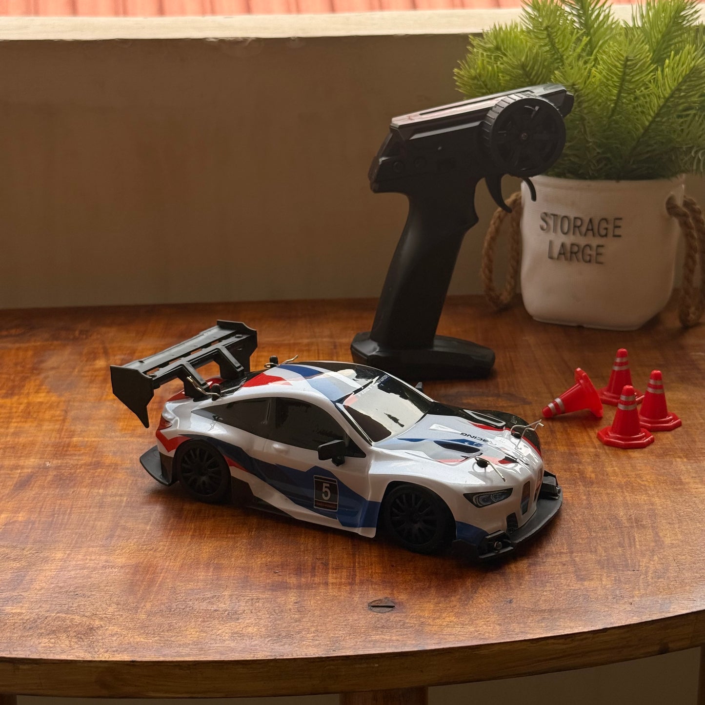 BMW White - 1:24 Scale RC Drift Car,4WD 2.4GHz High Speed Racing Hobby Sport Toy Car Vehicle with LED Lights,Racing and Drift Wheels for Adult Boys Girls Kids Gift (8607-White)