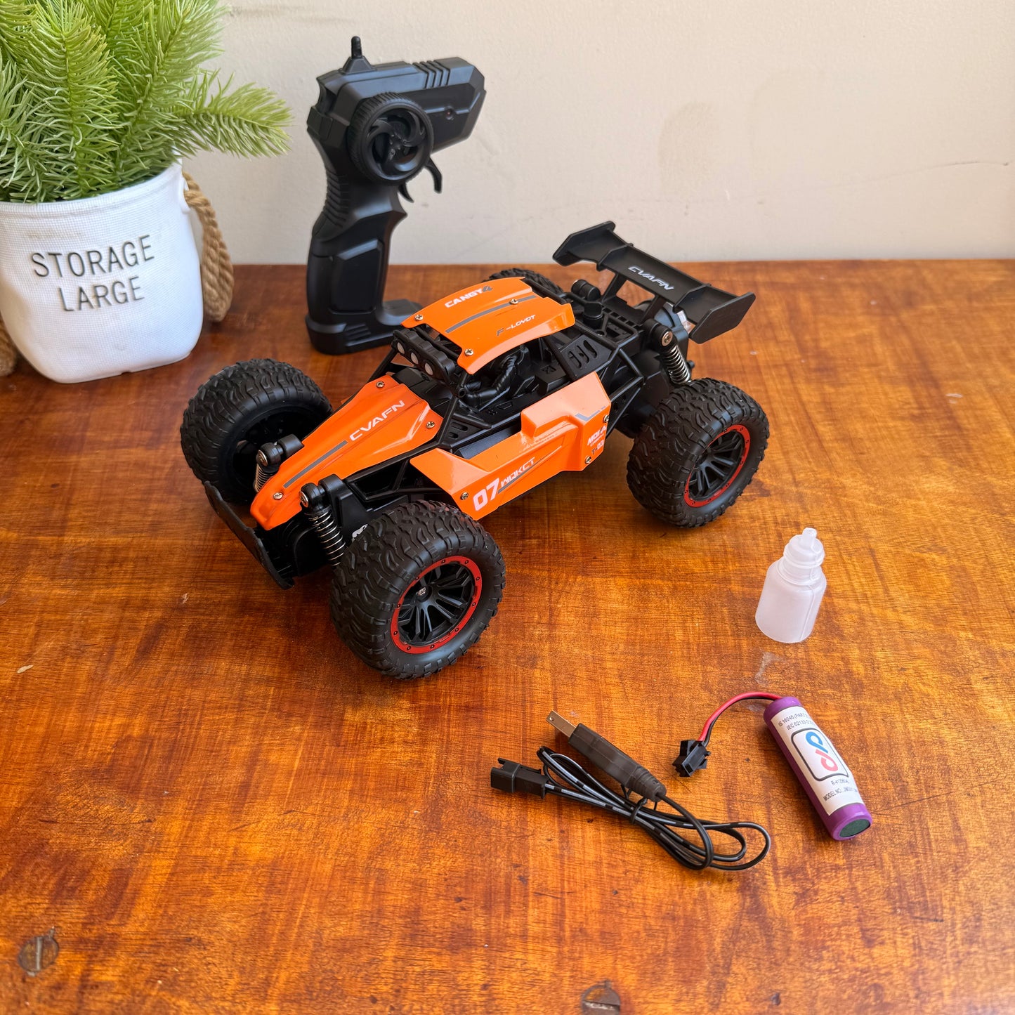 Moka 1:16 Buggy Off Road Remote control metal body car with Rechargable Battery with smoke