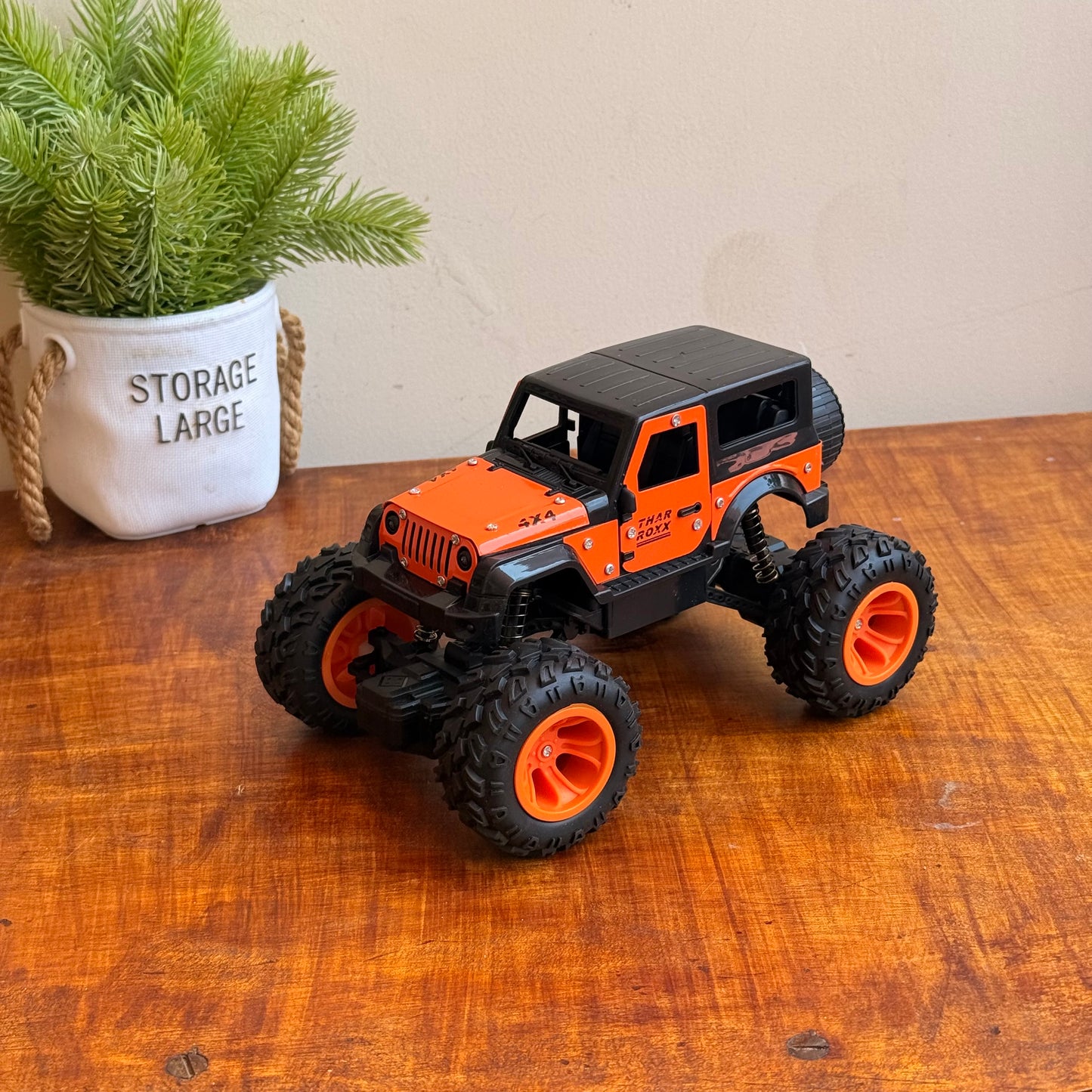 Remote Control Thar Rock Climbing Car for Rechargeable Off-Road Jeep Toy with Mist Spray-Any 1