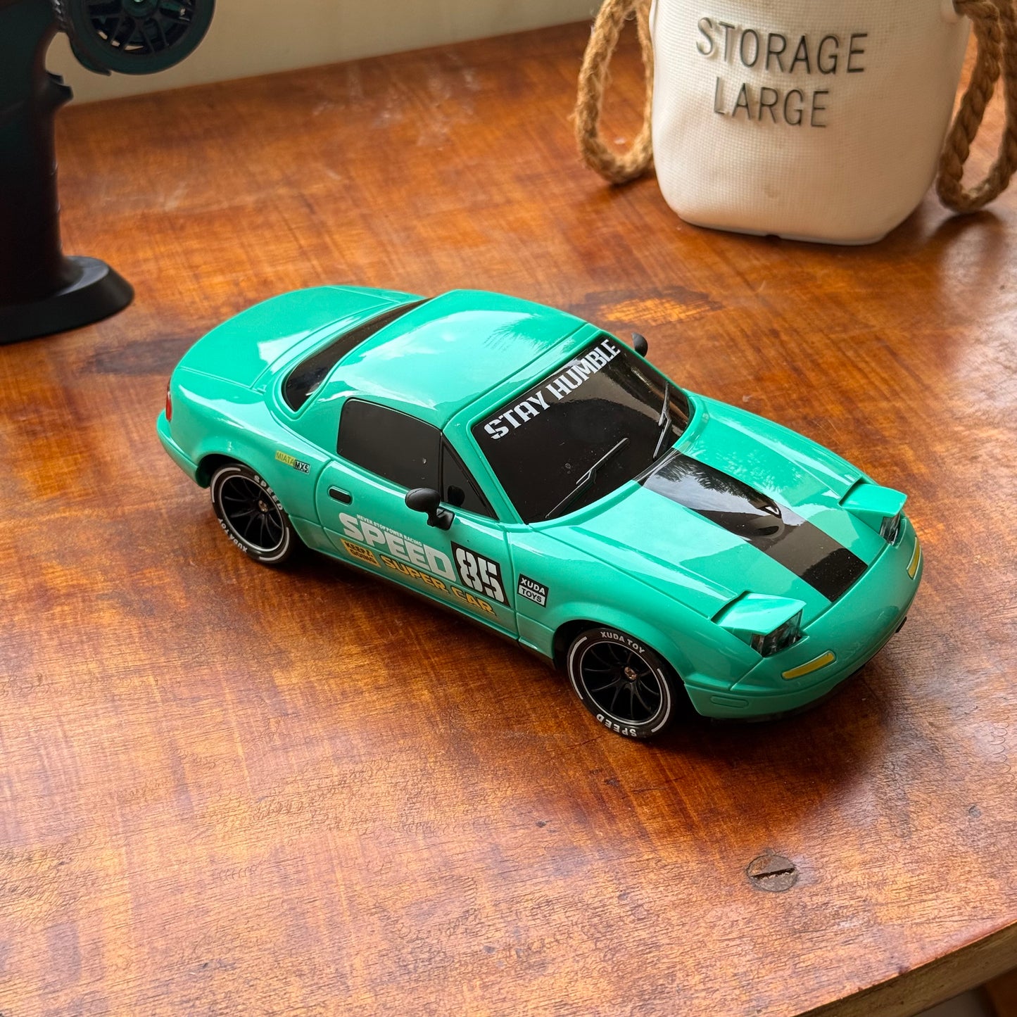 1:32 Drift Mazda MX-5 Miata Die-Cast Toy Car – JDM Style Pull-Back Supercar with Pop-Up Headlights