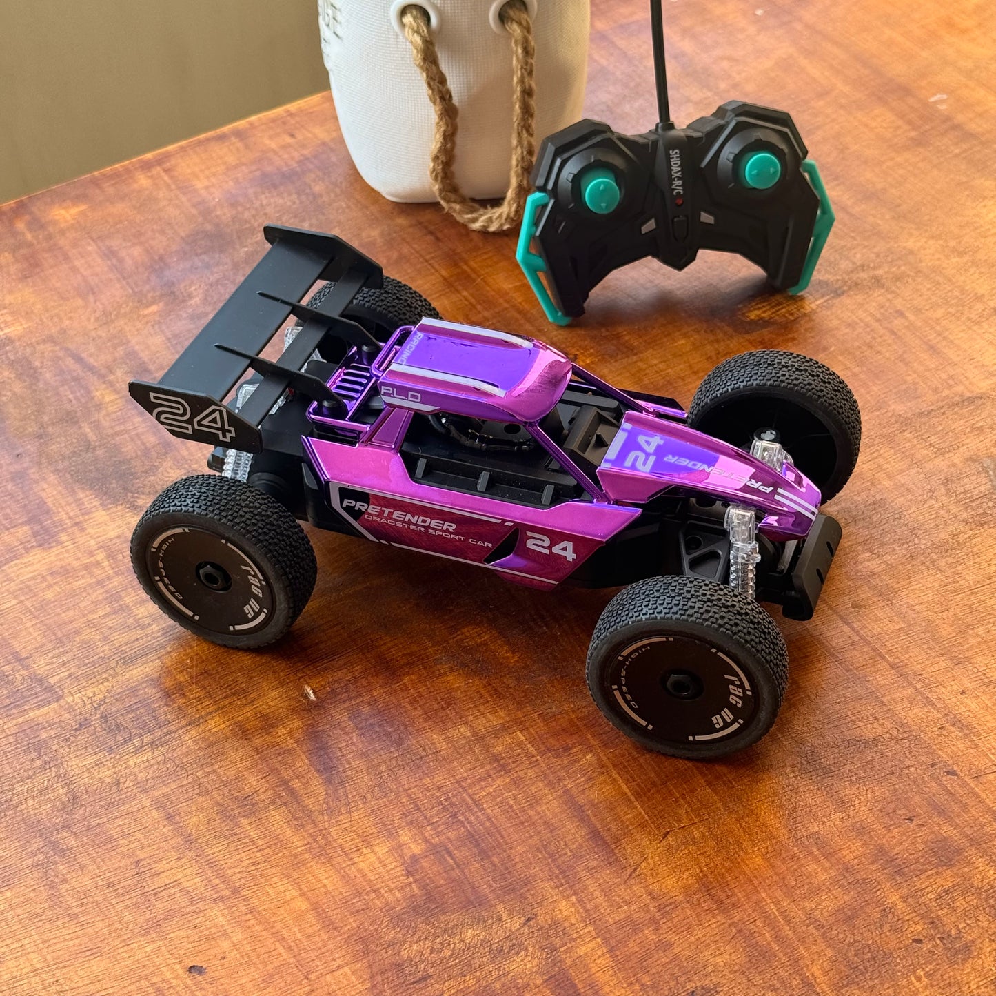 RC Pretender smooth with metallic shades Off Road racing