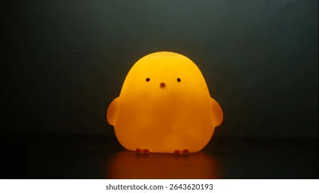 Cute Chick Desk Lamp White Small - 1 piece