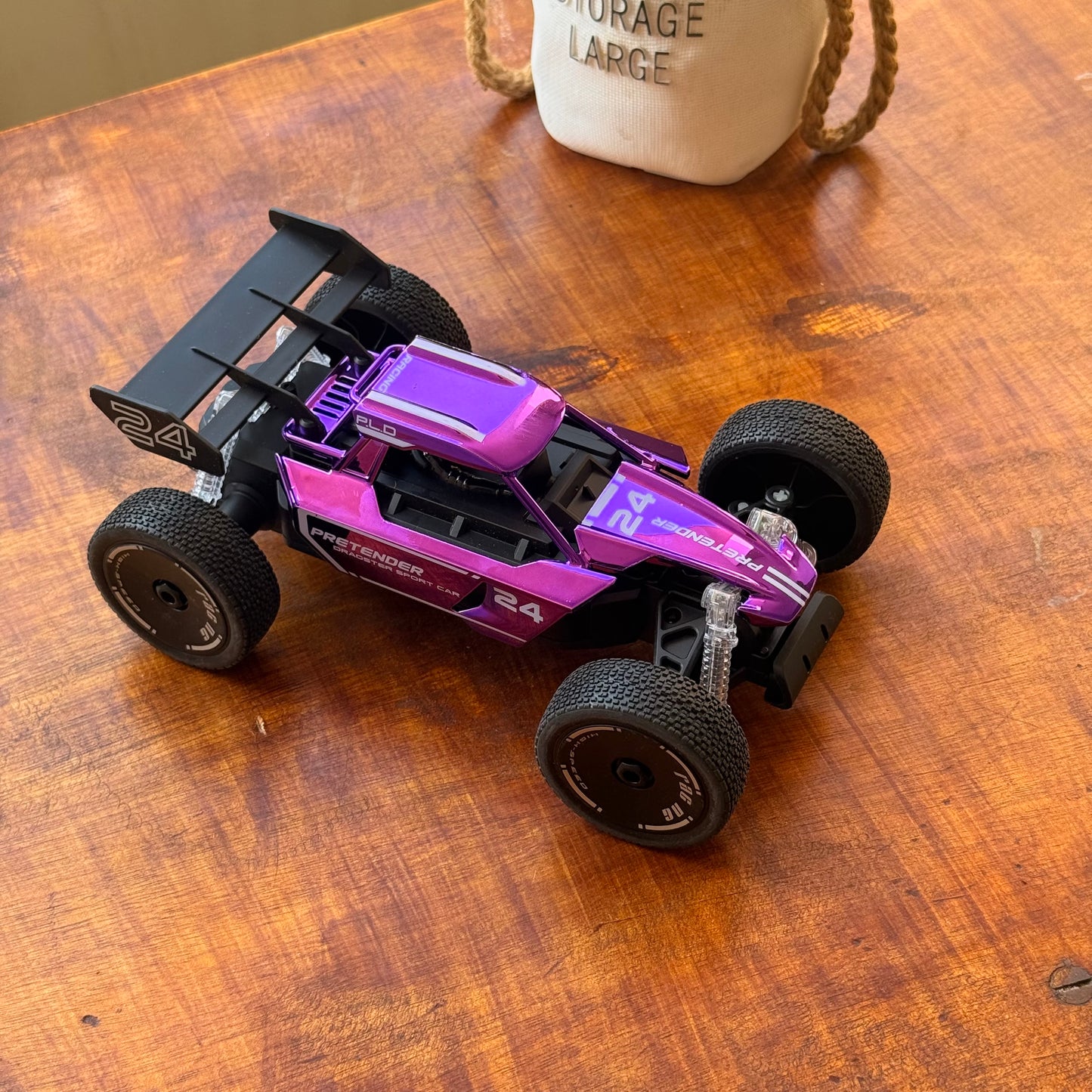 RC Pretender smooth with metallic shades Off Road racing