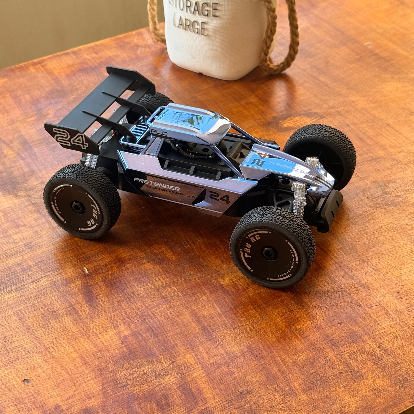 RC Pretender smooth with metallic shades Off Road racing