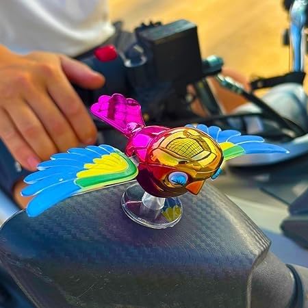 Flying Bird Car Dashboard Decoration, Moving Flapping Wings Bird Ornament Cute Exterior Decor for Scooter, E-Bike, Helmet & Rearview Mirror