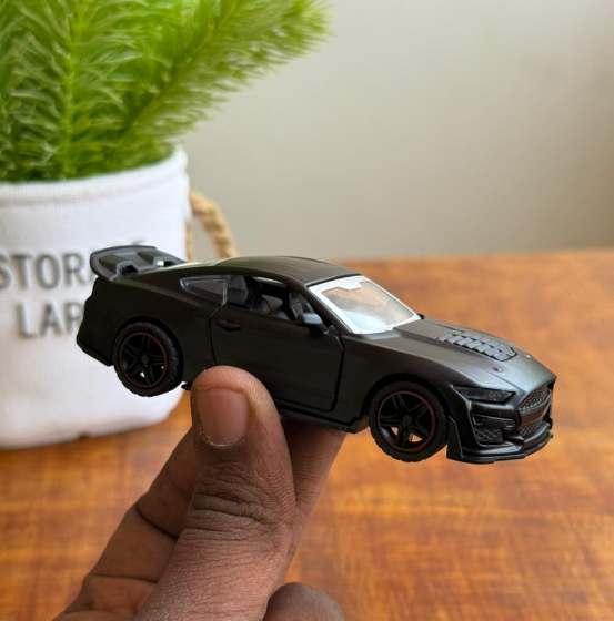 Ford Mustang Shelby GT500 Diecast Car- Blue