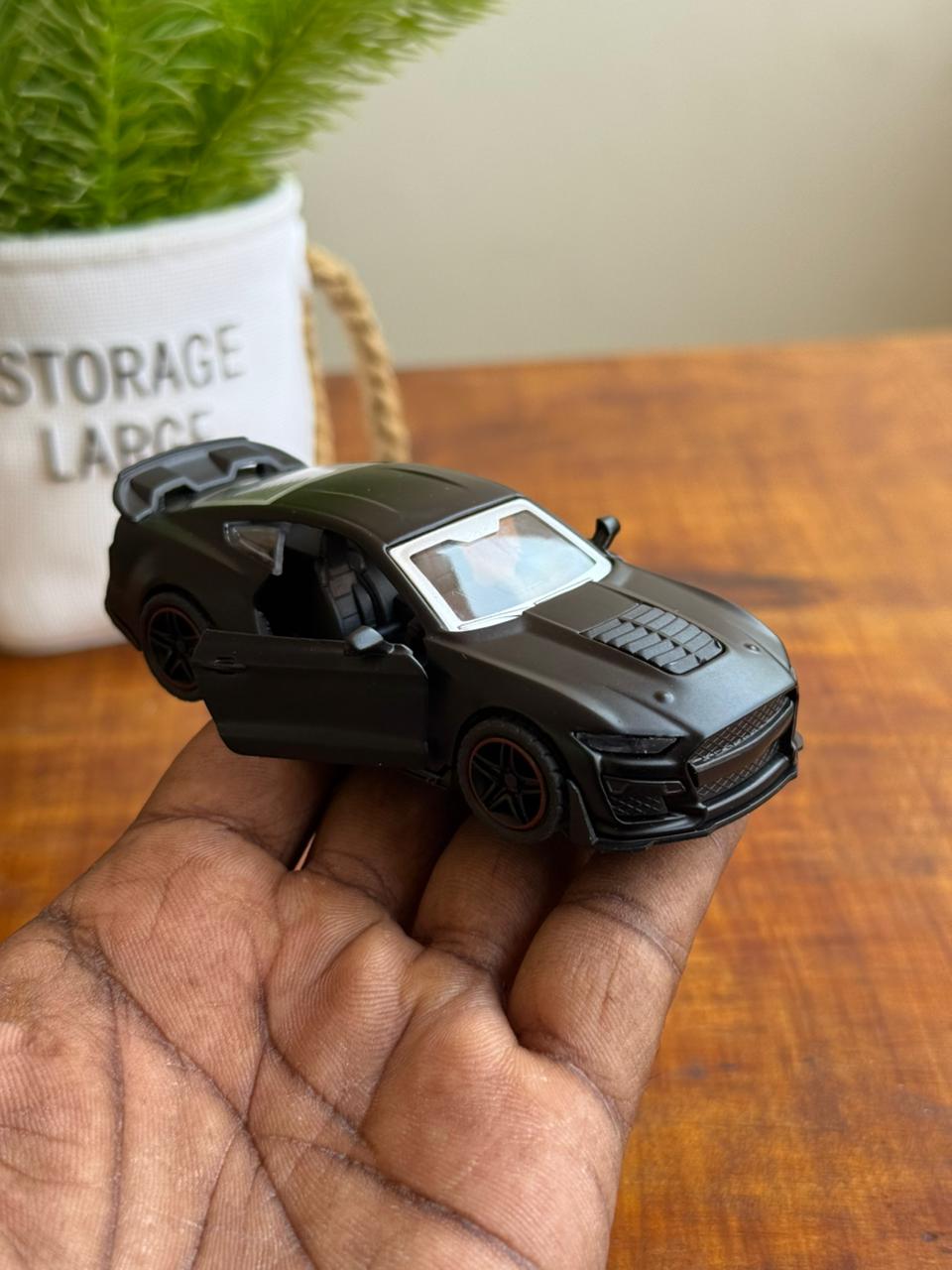Ford Mustang Shelby GT500 Diecast Car- Black