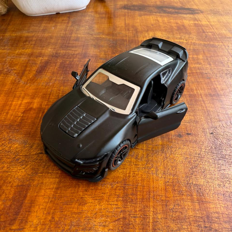 Ford Mustang Shelby GT500 Diecast Car- Black