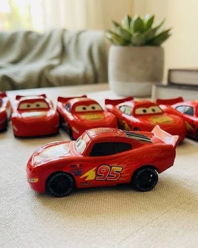 Heavy Metal Diecast Disney Kid Cars Pixar Friction Cars Glow Racers - Red Mcqueen