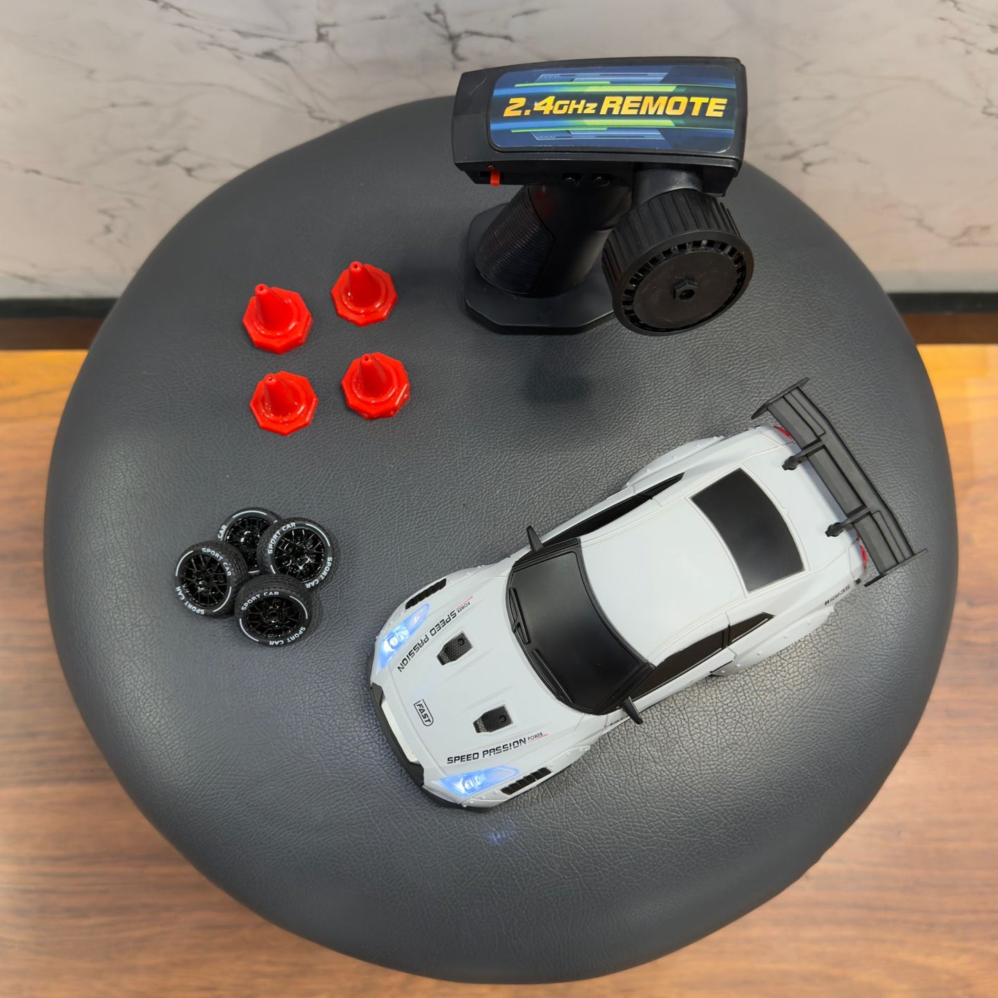 Nissan GTR white Drift Car 1:24 Scale,2.4Ghz Remote Control,4WD,20Km/Hr Max Speed,2 Speed Modes,1 Batteries,Multicolour