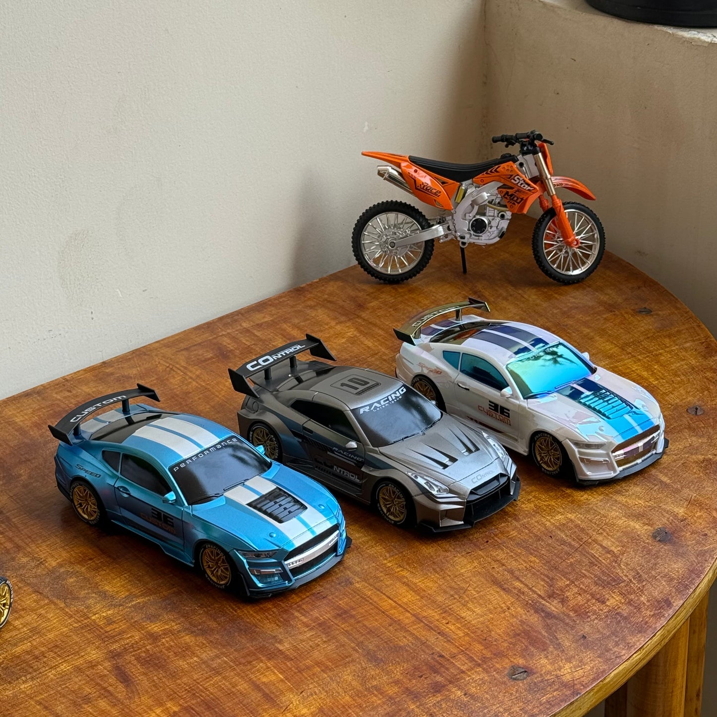 Metalic MUSTANG RC DRIFT ( RARE PIECE )