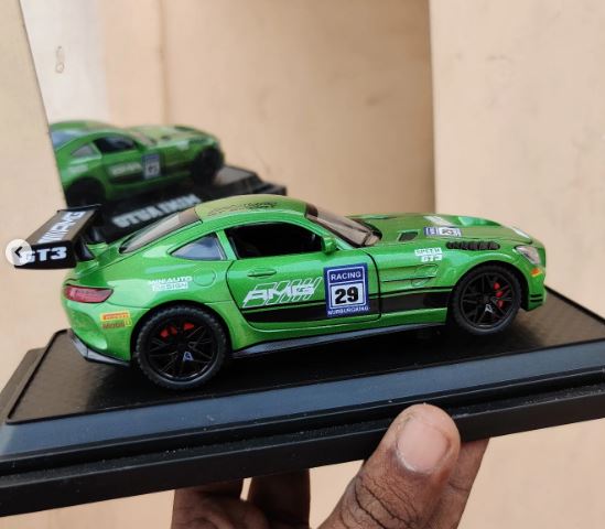 Green Mercedes BMW -AMG GT3 1:32 scale die-cast model