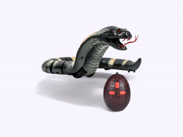 Remote Control Rattlesnake Model Snake Cobra for Kids Party Tricks and Prank