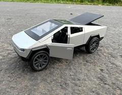 Tesla - 1:36 Scale Die Cast Tesla Pull Back Car