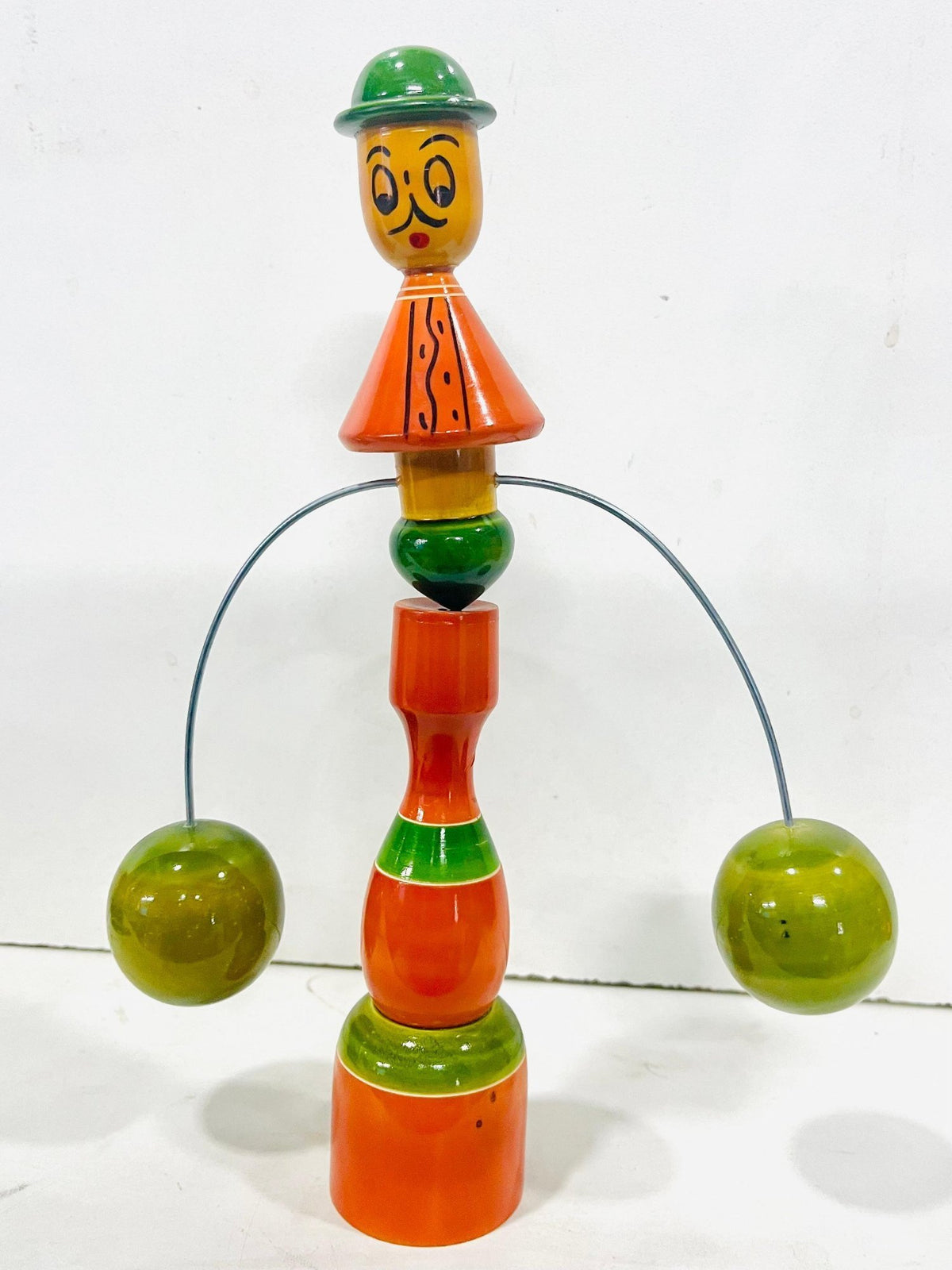 Wooden Balancing Joker Man Toy with Spinning Balls – Traditional Skill & Balance Toy for Kids