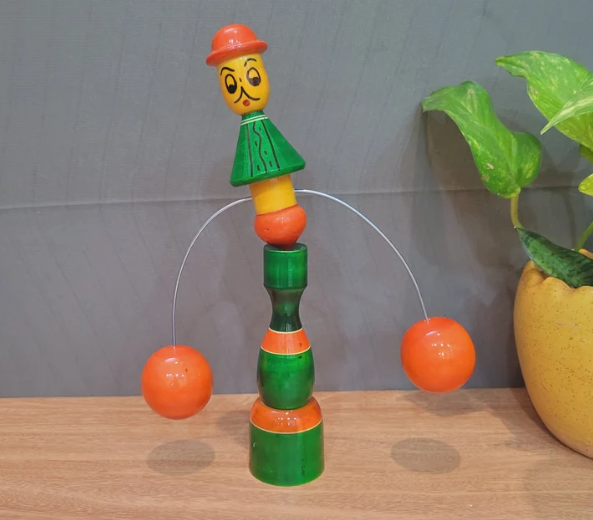 Wooden Balancing Joker Man Toy with Spinning Balls – Traditional Skill & Balance Toy for Kids