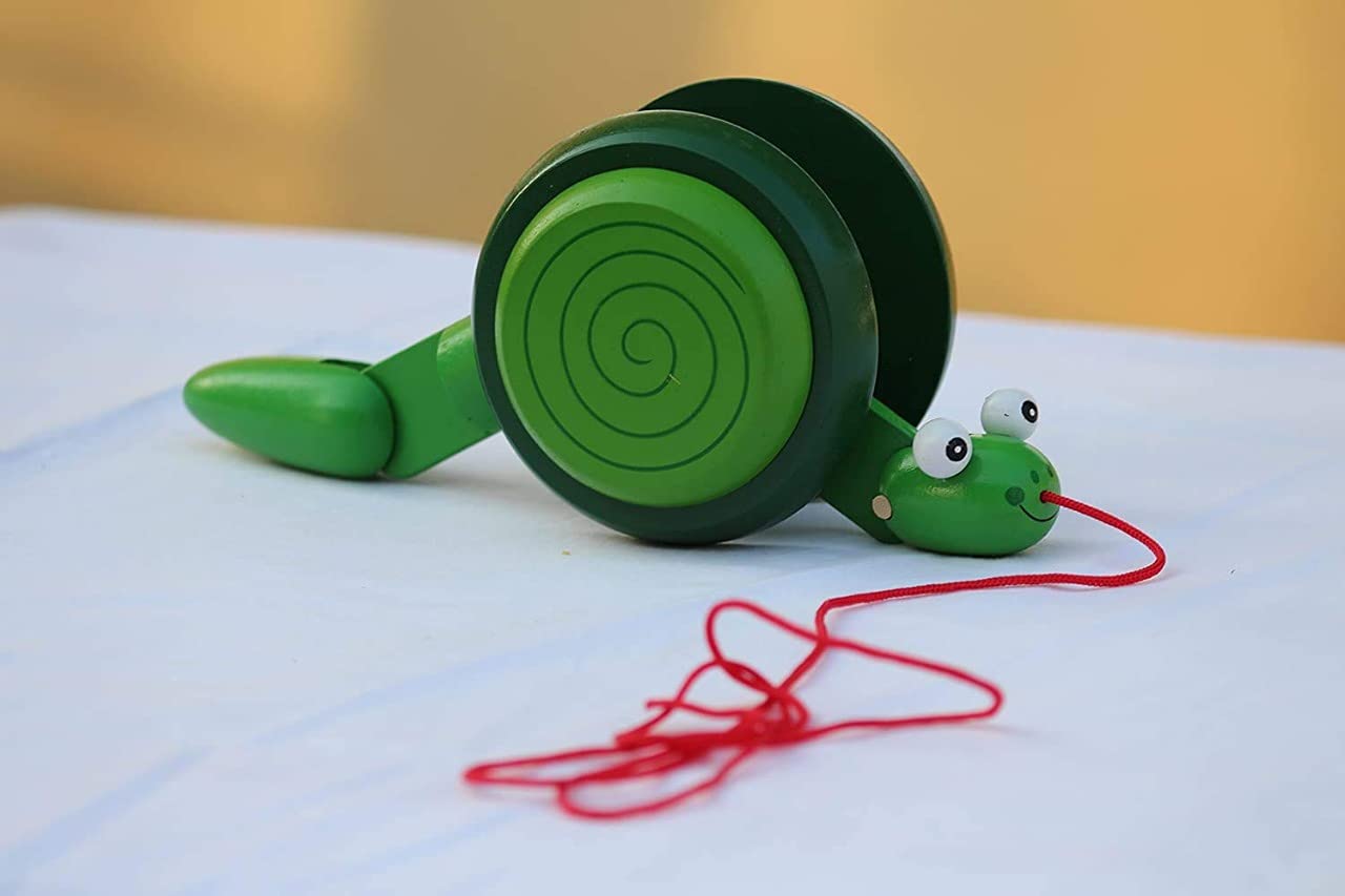 Wooden snail pull along - Small pack of 1