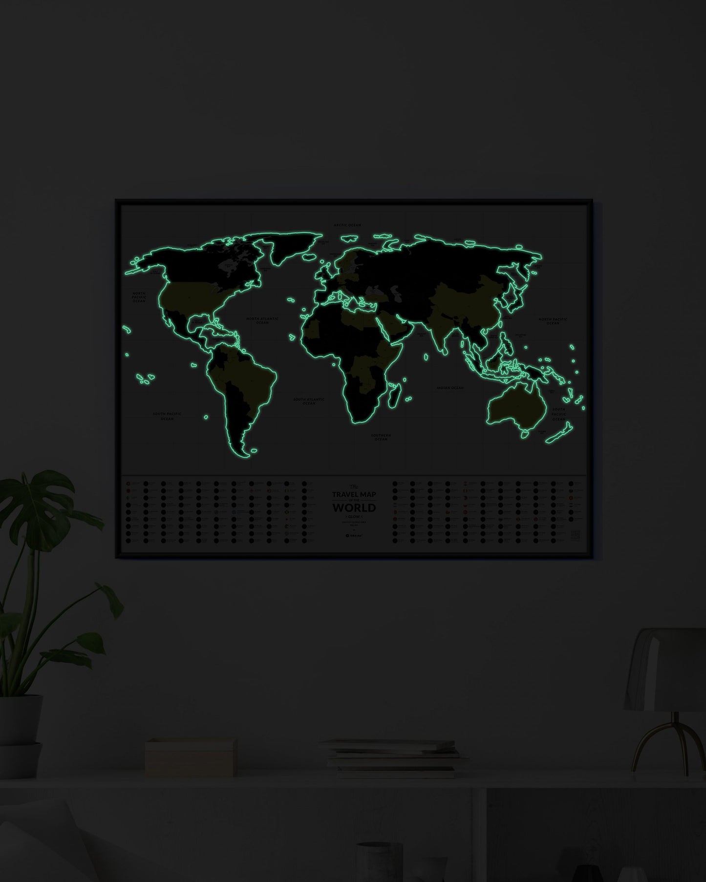 World map puzzle - Glow In The Dark
