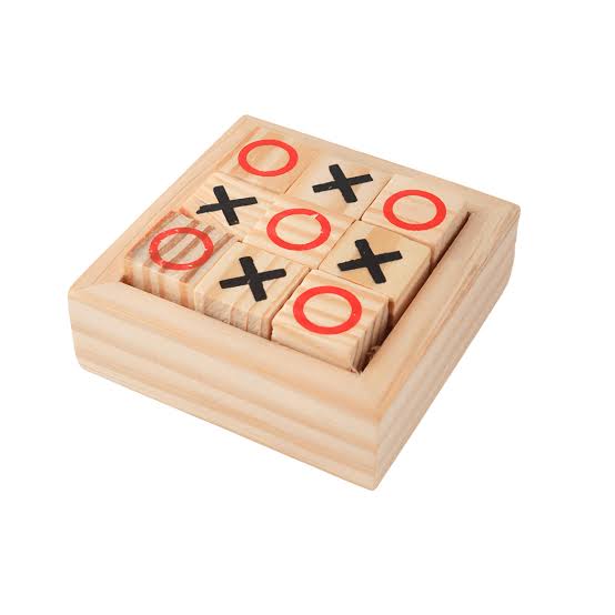 Play wooden Tic Tac Toe  Fun Strategy Game - Naugh Crosses