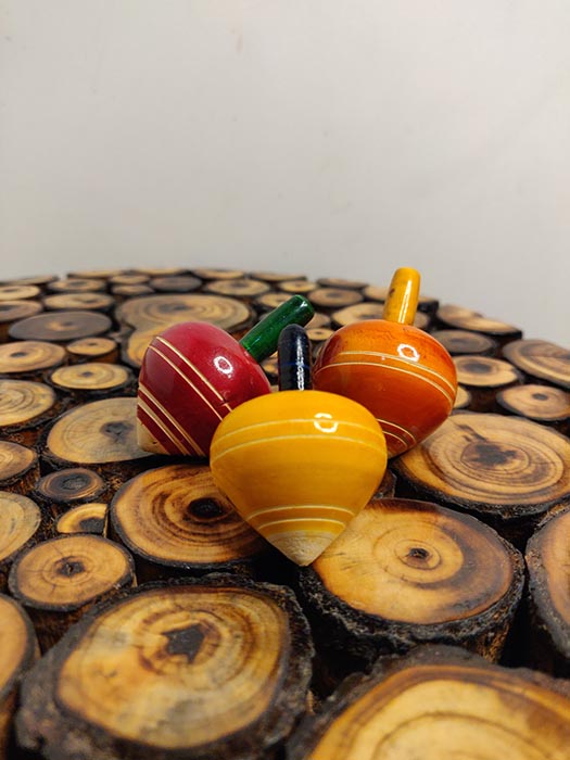Wooden spinner Apple Top non toxic - Any 1
