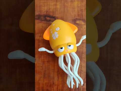 Dancing Squid with light and music toy