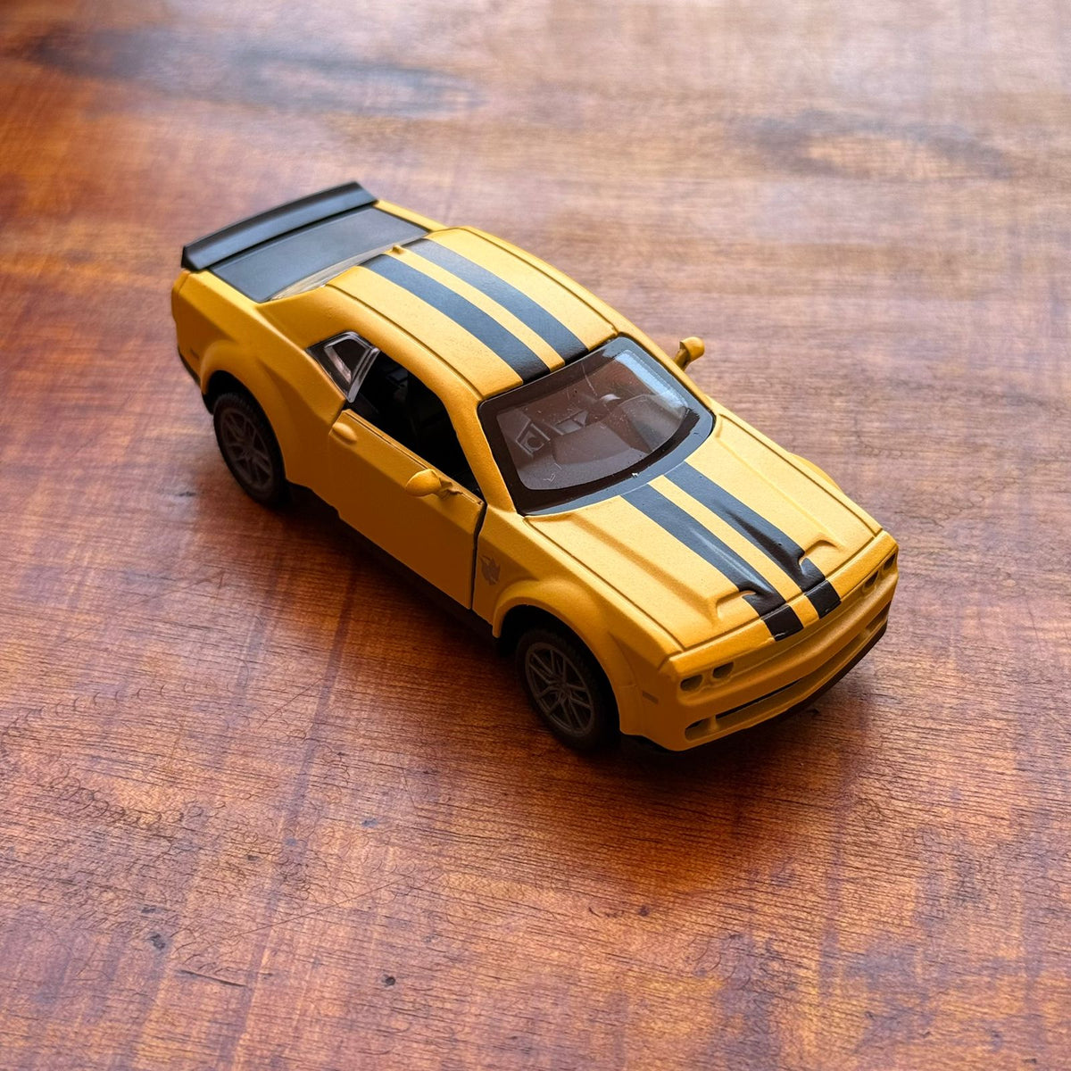 Dodge Challenger SRT Hellcat Die-Cast Toy Car