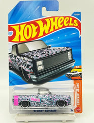 Hot Wheels Imported Premium - Short Card - 83 Chevy Silverado